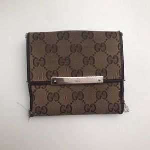 SOLD: Gucci Bifold Wallet